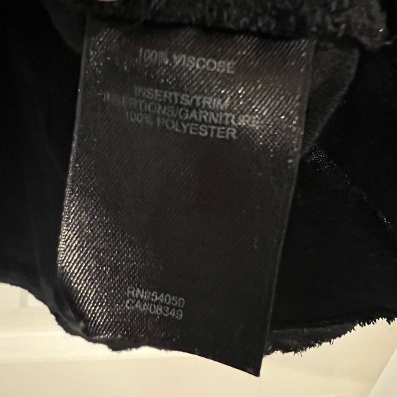 Robbi & Nikki Tank Top w silk mesh fray detailing around edges Black size S - Picture 9 of 9